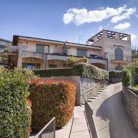 Laghetto With Pool Appartement Torri Del Benaco